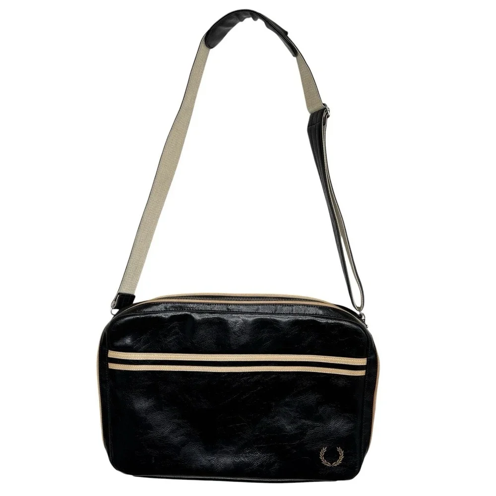 Fred Perry Messenger Bag Preppy Retro  Faux Leather Crossbody Logo Zip Tennis